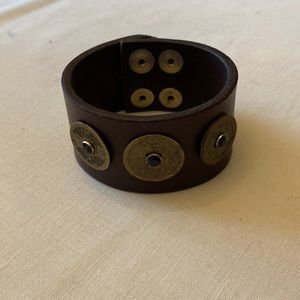 Bracelet with Chinese coins and snap closure. Adjustable